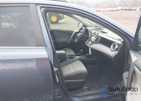 2014 Toyota Rav4 Xle z USA, uszkodzony, nr VIN 2T3RFREV1EW165492